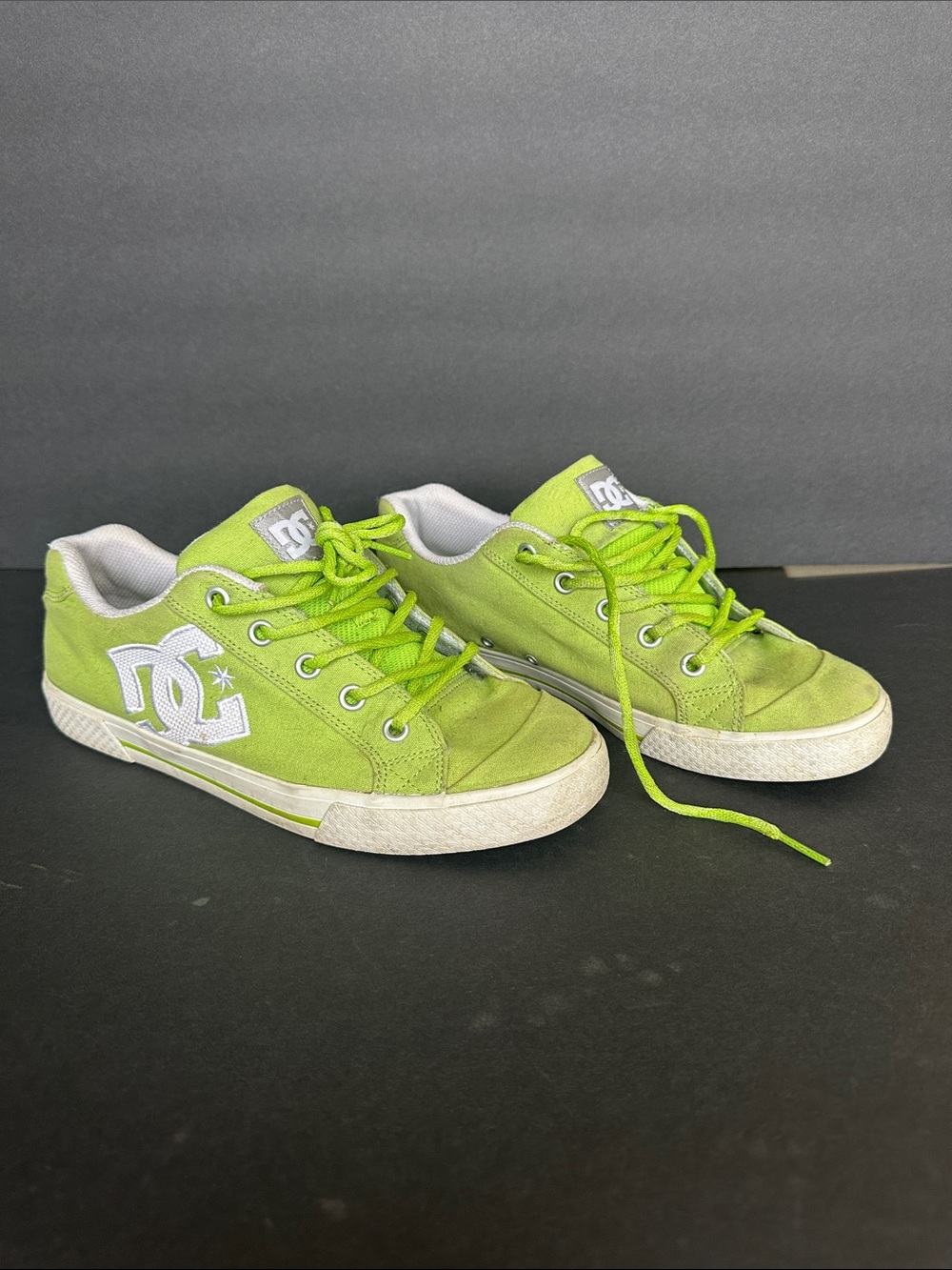 DC Neon Green sneakers size 10 women’s